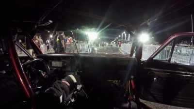 [man] All right, got a slight
issue over here with Lizzy's car. - Street Outlaws No Prep Kings Team Attack