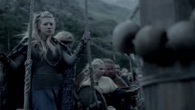 MAN: All sails! - Vikings