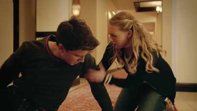 - Man, me and this hotel carpet
are really getting close today. - I Am Frankie