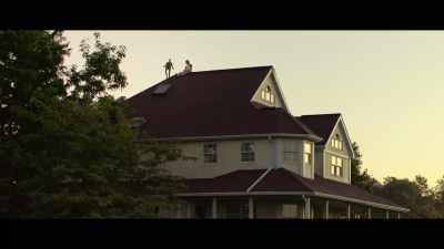 [man]
Aperitifs on the roof. How civilized! - Jupiter's Legacy