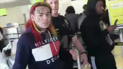 Man, you asking for it,
and you asking for attention. - Supervillain: The Making of Tekashi 6ix9ine