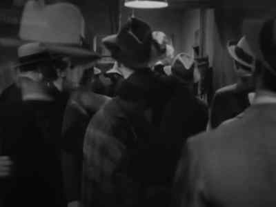 MAN:
Back up, back up, back up. - Kid Galahad