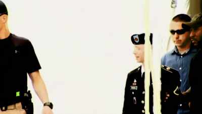 MAN:
Bradley Manning copied
secret information - Leavenworth
