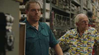 [man] But we might have some
in the back. Hold on a second. - Expedition: Back To The Future