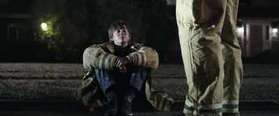 [man] Cole, sorry. Are you sure
there was someone else in there? - The Babysitter: Killer Queen