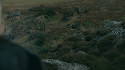 - [man] Come on!
- [Lagertha] Prepare for an attack! - Vikings