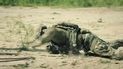 Man down! - SIX
