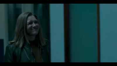 MAN:
Evening, ma'am. - Hanna