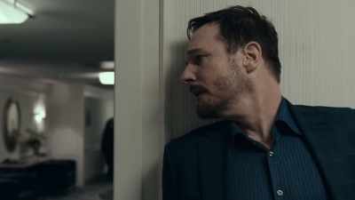 MAN: Excuse me,
where's room 1423? - Debris