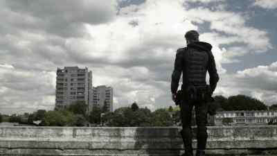 MAN: Give me your phone! - Misfits