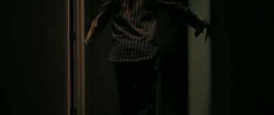 [man grunting] - Sightless