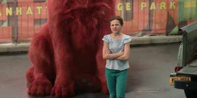 Man, I hate to ruin
this beautiful moment, - Clifford the Big Red Dog