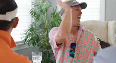 (man laughs) - Birdies