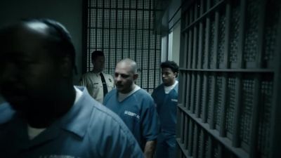 MAN: Let's go.
Move it. - Snowfall
