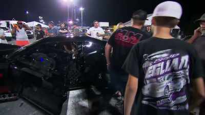 [man] Normal routine, calm your
heart rate, make sure your bottles are on, - Street Outlaws No Prep Kings Team Attack