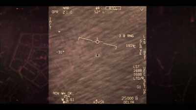 [man] Oh, my gosh, dude.
Wow. - Beyond: UFOS and the Unknown