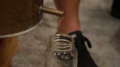 [man] oh, got a little
liquid gold here, boys. - Moonshiners: Master Distiller