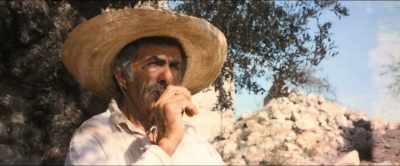 [man on horse speaking
foreign language] - Gunfight at Dry River
