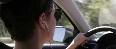 [man on phone indistinct] - The Ring Thing