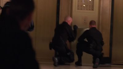 MAN ON RADIO: Michael,
we're going upstairs... - Heroes