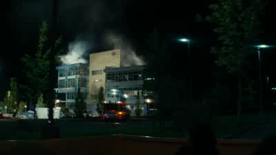 Man on radio:...so desperately need to get help. - Fear the Walking Dead