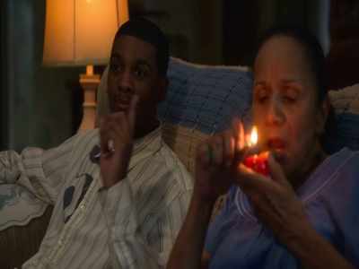 [MAN ON TV]
I'd never, ever cheat or date her. - On My Block