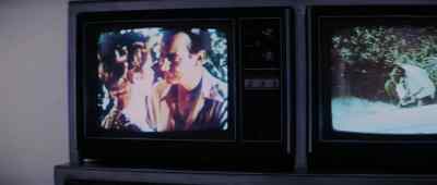 (Man on tw 'i love you.' - The Man Who Fell to Earth