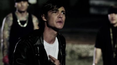 Man my own mother died in my arms - Blood Out