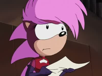 Man: PRESENTING HER ROYAL HIGHNESS, PRINCESS SONIA. - Underground