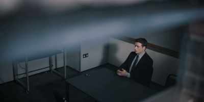 [man] PS Budd,
sorry to keep you. DCI Sharma. - Bodyguard