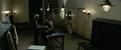 -Ten minutes, love. - Million Dollar Baby