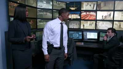 Man:
She's in the west corridor-- - Tyler Perry's The Oval