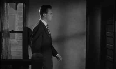 ♪♪ [Man Singing Along To Phonograph] - Kiss Me Deadly