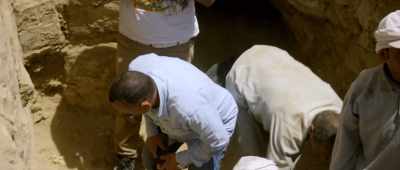 [man speaking Arabic] - Secrets of the Saqqara Tomb