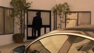 [man] speaking Russian - Ray Donovan