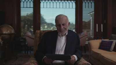 -man: That's not true.
-(strikers clamoring) - Icahn: The Restless Billionaire