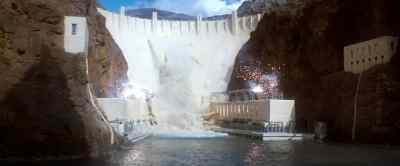 MAN:
The dam burst! - Superman
