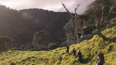 MAN: Three Gods
are heading your way. - The New Legends of Monkey
