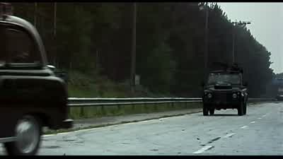 Three survivors. - 28 Days Later