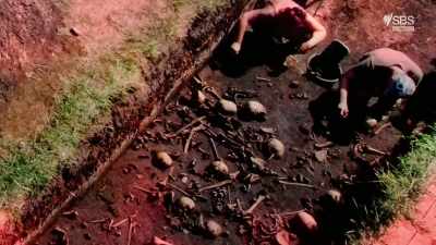 MAN: We don't have any other
archaeological site - Curse of the Ancients with Alice Roberts