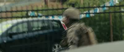 Man, we gotta get off this bus, all right? - Battle Los Angeles