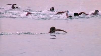 [MAN] WE'RE ALMOST THERE.
LESS THAN A HUNDRED. - Baywatch
