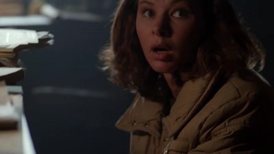 MAN:
What are you doing? - The X-Files