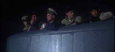 Maneuvering watch is set, captain.
We're ready to get underway. - Ice Station Zebra