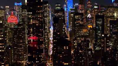 Manhattan's night life 
is a magnet for people - New York Homicide