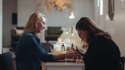 Manicurists develop
relationships - Not So Pretty