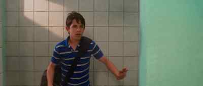 Manny, no! - Diary of a Wimpy Kid: Dog Days