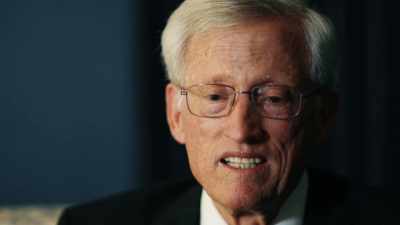 Manson's defense attorney - 35 Serial Killers the World Wants to Forget