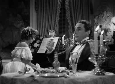 - Many happy returns.
- Thank you. - Camille