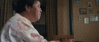 Maori women have got to stop smoking - Whale Rider